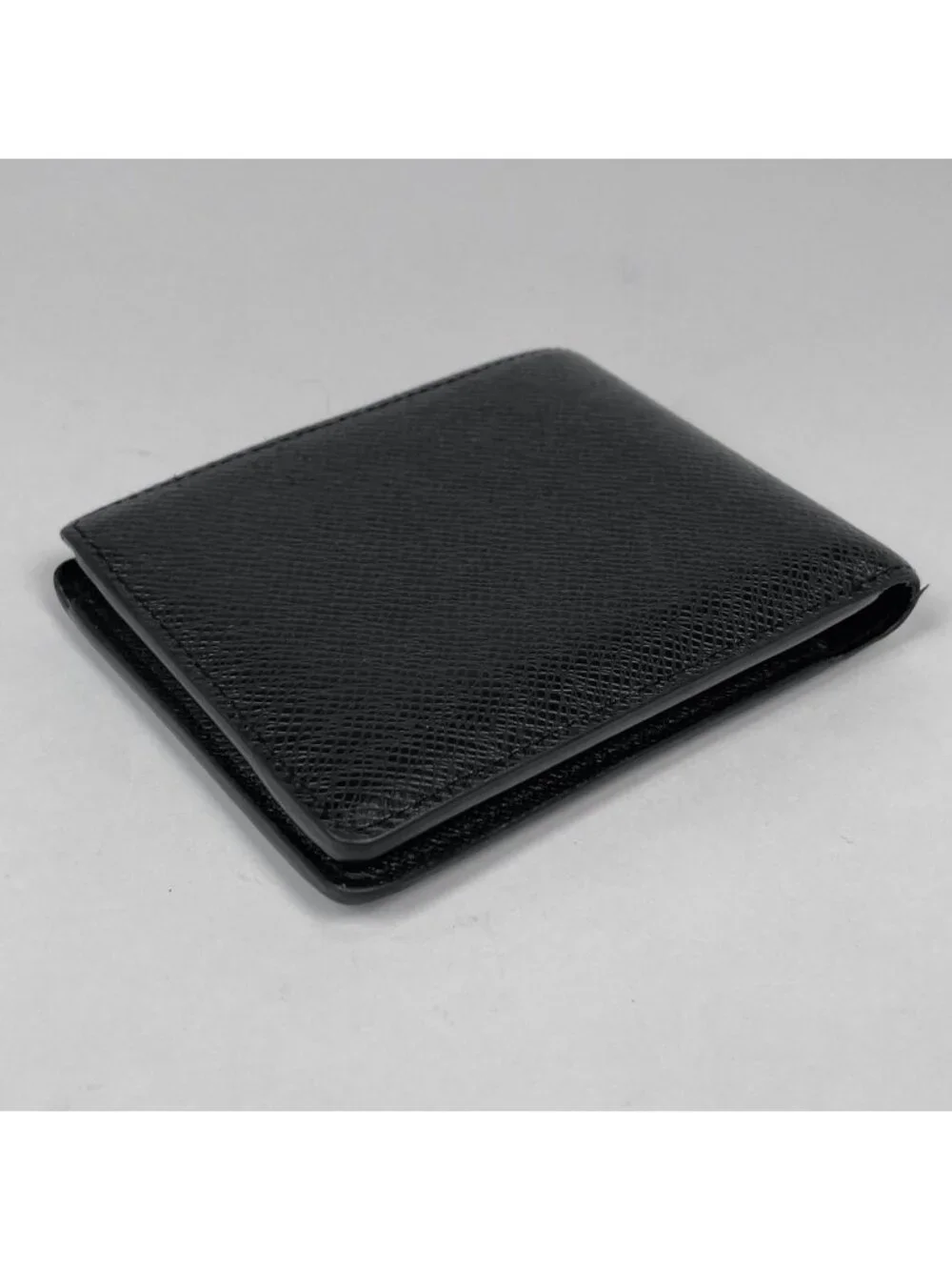 Louis Vuitton Portefeuille Multiple Fold Wallet Taiga Noir